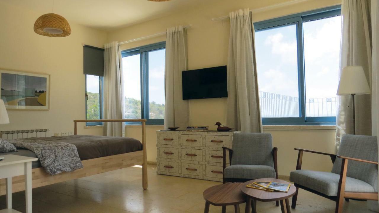 Artsea Studio Apartment With Sea View Ein Hod Exterior foto